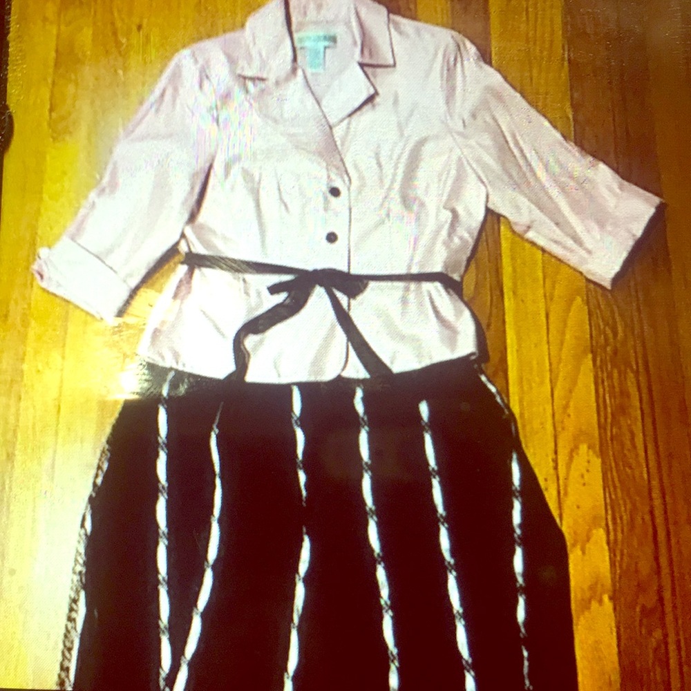 Jessica Howard Suit